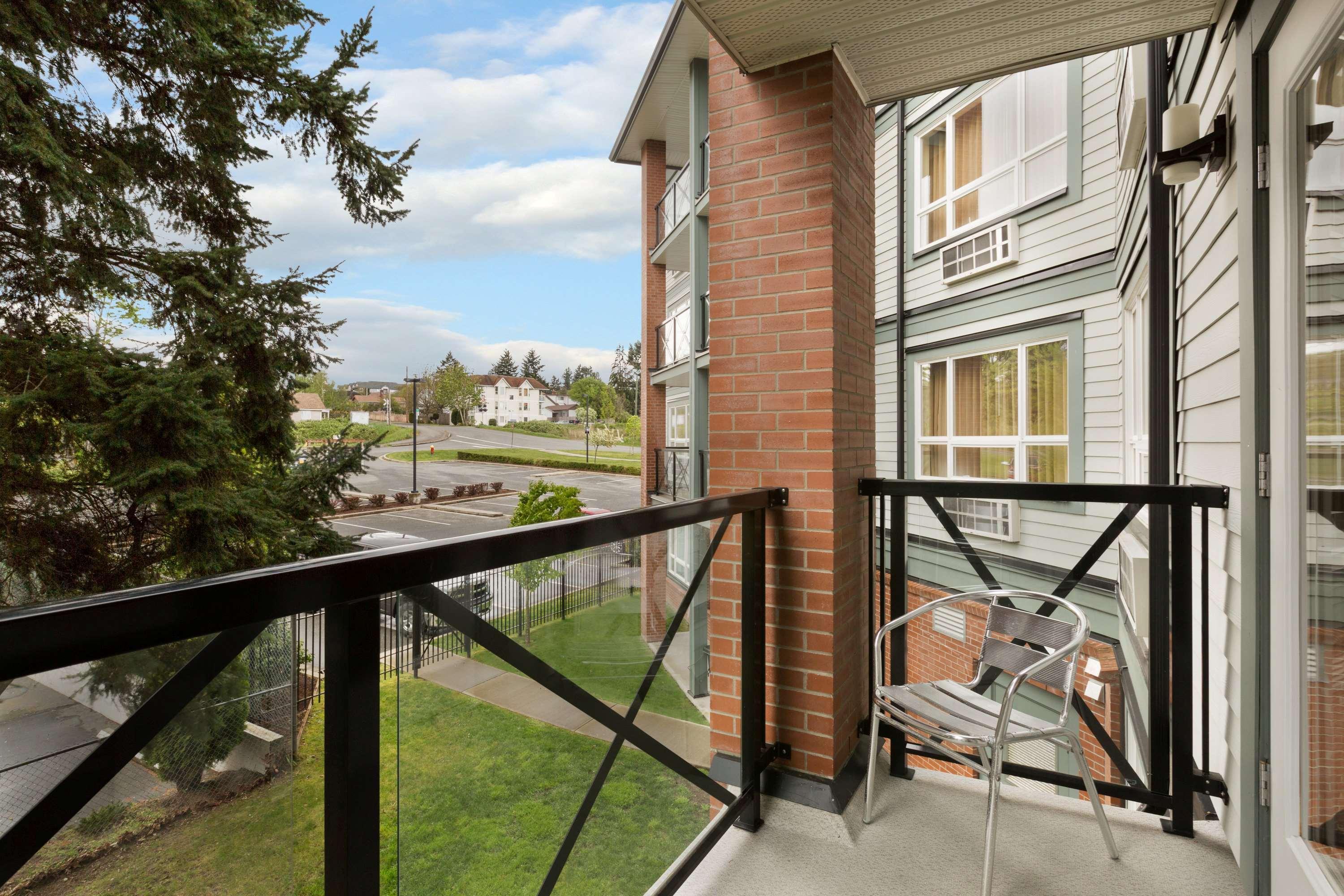 Hotel Ramada By Wyndham Nanaimo Exterior foto